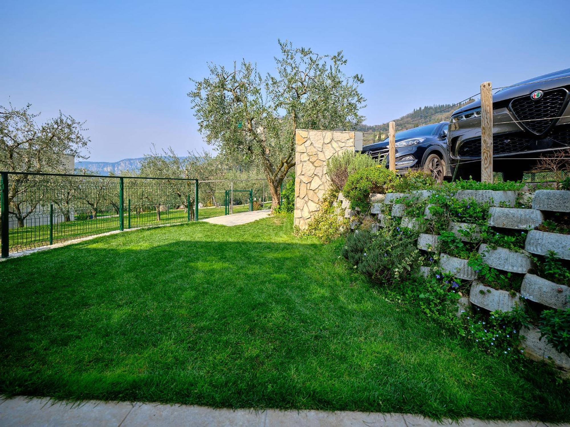 Villa Sunny Lake Suites باردولينو المظهر الخارجي الصورة