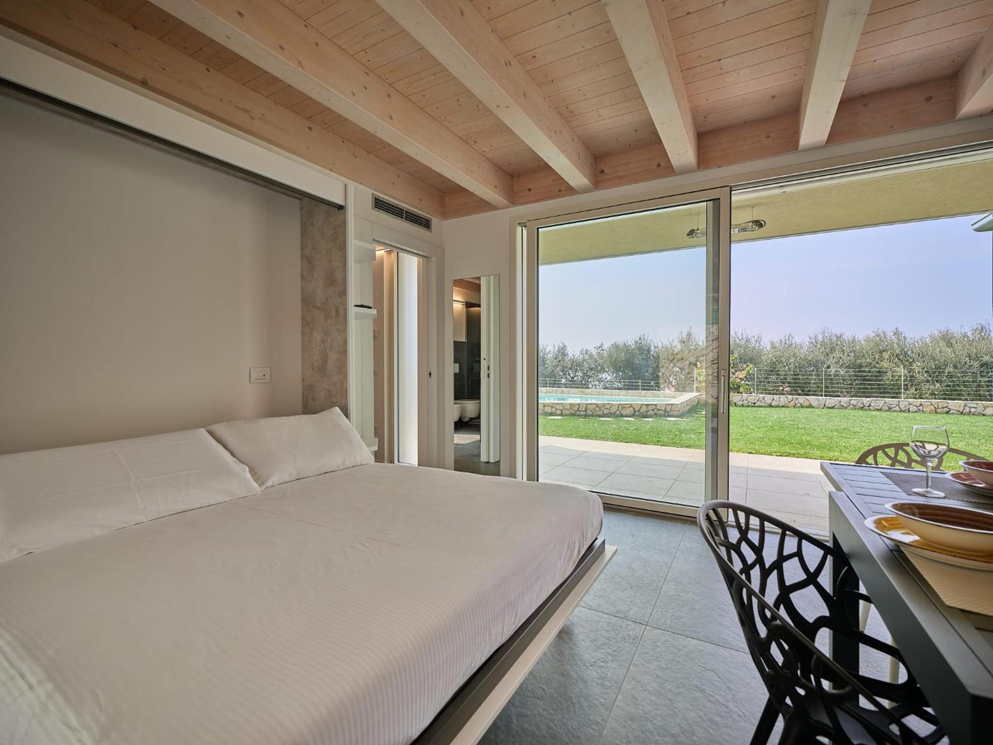 Villa Sunny Lake Suites باردولينو المظهر الخارجي الصورة